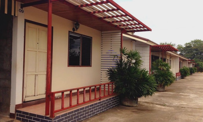 Mukdahan Hotel | Zigzag Resort Mukdahan