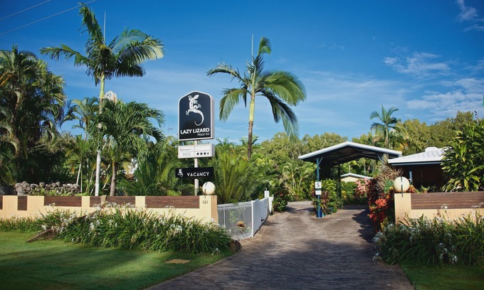 Port Douglas Hotel | Lazy Lizard Motor Inn