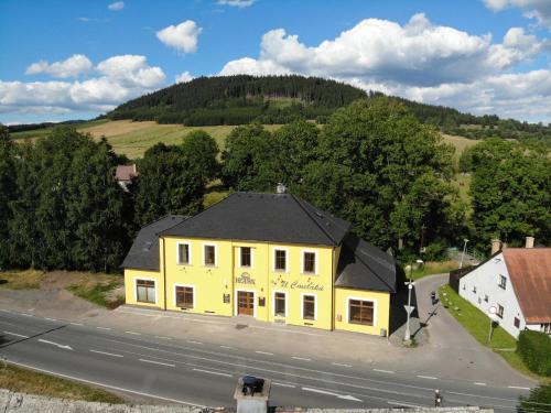 Cervena Voda House | U Čmeláků