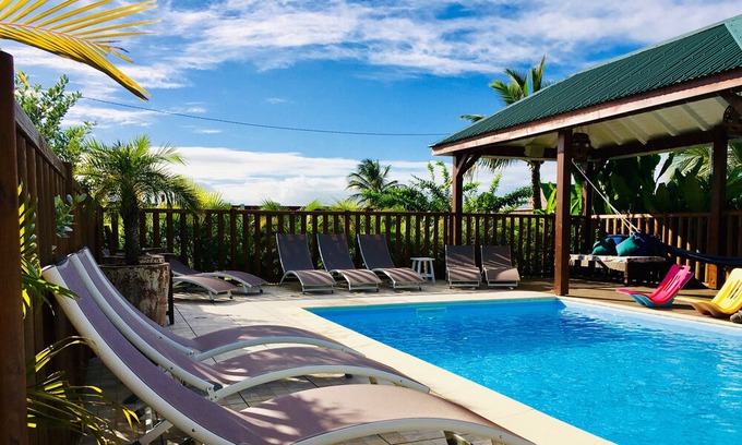 Saint-Francois Cabin | Titalee Lodge 3 Villas autour d'une piscine