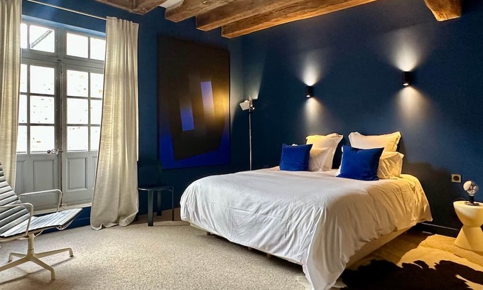 Azay-le-Rideau Hotel | Chambre Bleue - Auberge Radieuse