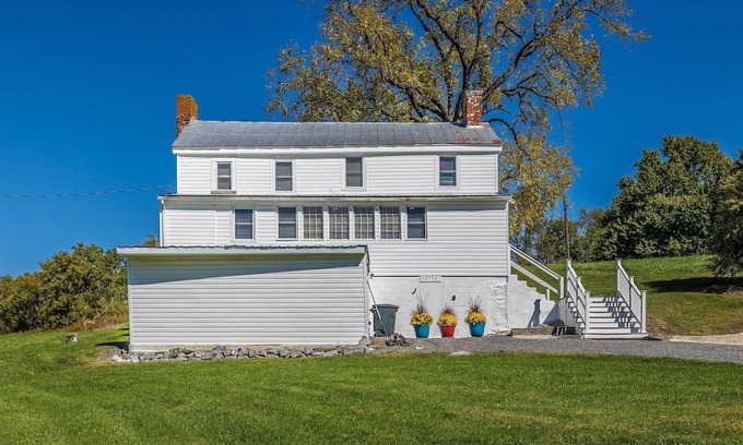 Ladiesburg Other | 2 Br. Farmhouse Getaway - Close to everything, but far enough away to relax