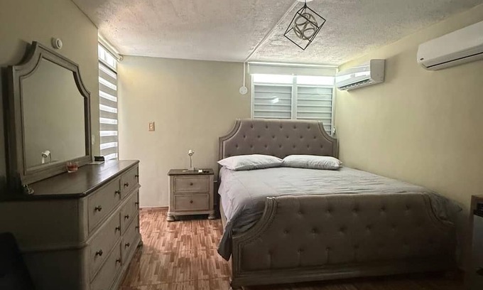 San Jose Apartment | Colombian Boricua Apartment 5 minutes from the beach luxury