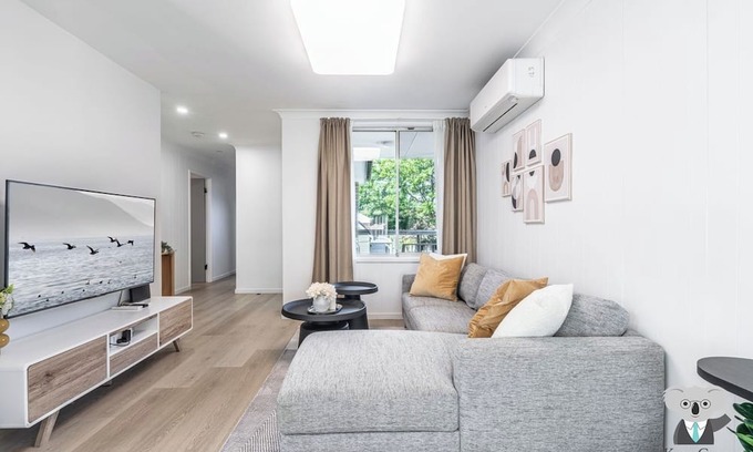 Rozelle House | KozyGuru | Rozelle | Sunny Brick Gem + Parking