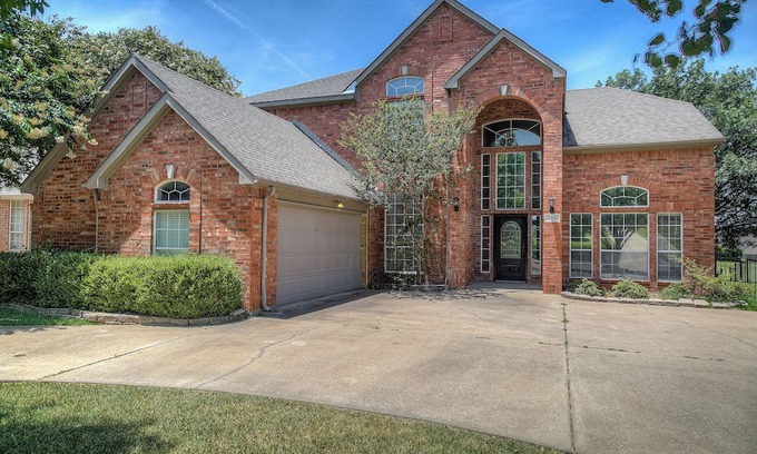 Rockwall House | 4-5 bedroom house in Rockwall on the Golf Course. Rockwall ISD.