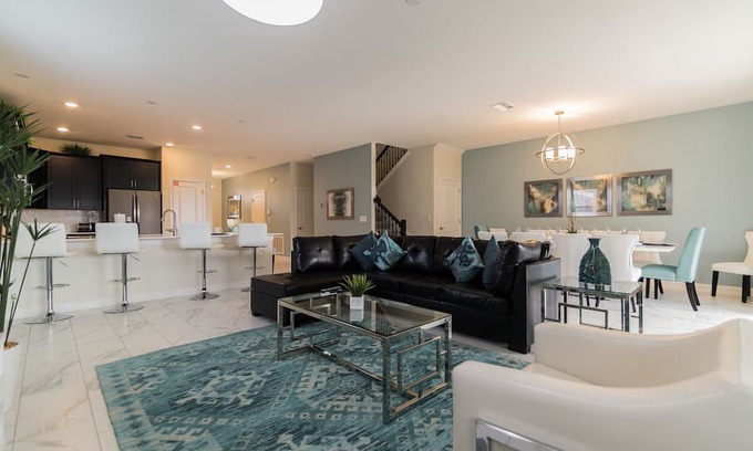 Davenport Condo | Spacious 8 Bed Pool Home with Game Room-8830IC