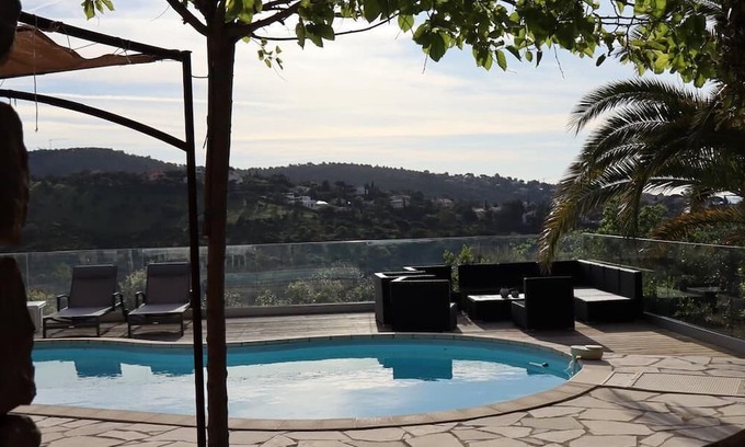 Les Issambres House | Superb pool villa with sea view in Les Issambres (83) for vacations with family or friends!