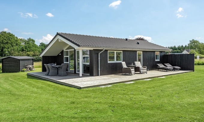Nordborg House | "Rether" - 400m from the sea by Interhome