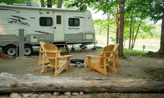 Miller Lake House | Springdale RV near Tobermory