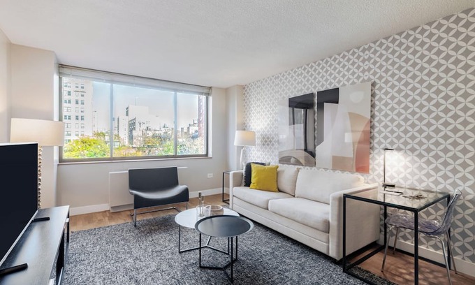 Upper West Side Apartment | Stylishly Designed Upper West Side Two Bedroom