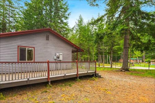 Enumclaw House | Basecamp Cabin