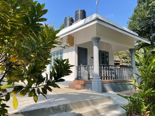 Varkala House | Boho Art Cottages