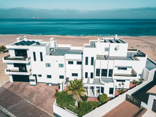 Rand Rifles Apartment | SeafrontC