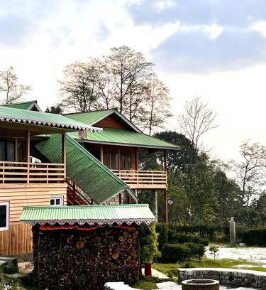 Rumtek Bed & Breakfast | LOG CABIN in the woods
